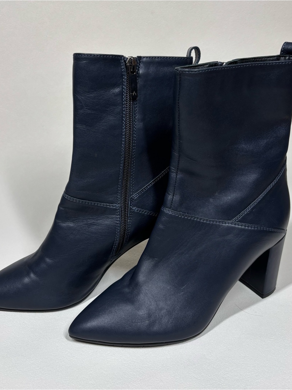 Aquatalia Navy Leather Pointed-Toe Ankle Boots 7.5